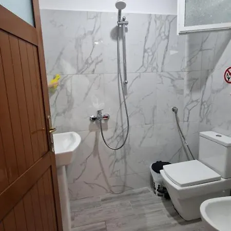 Kodhima Hotel *