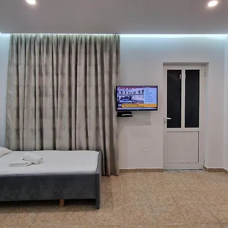 Kodhima Hotel Qazim Pali
